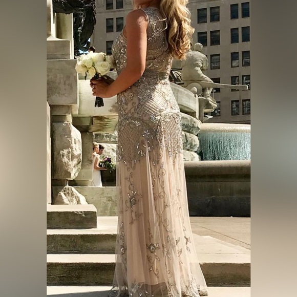 Evening dress - Picture 2 of 5